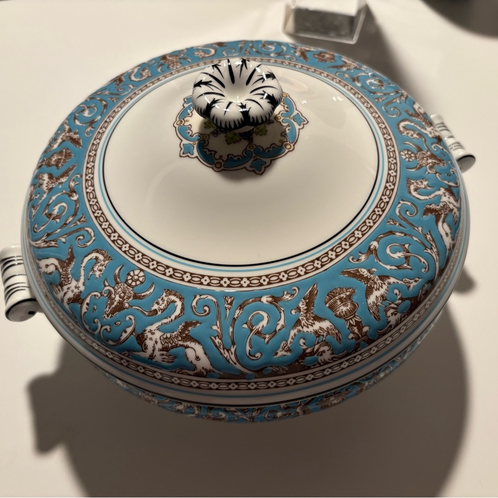 Wedgwood Florentine Turquoise Fine Bone China